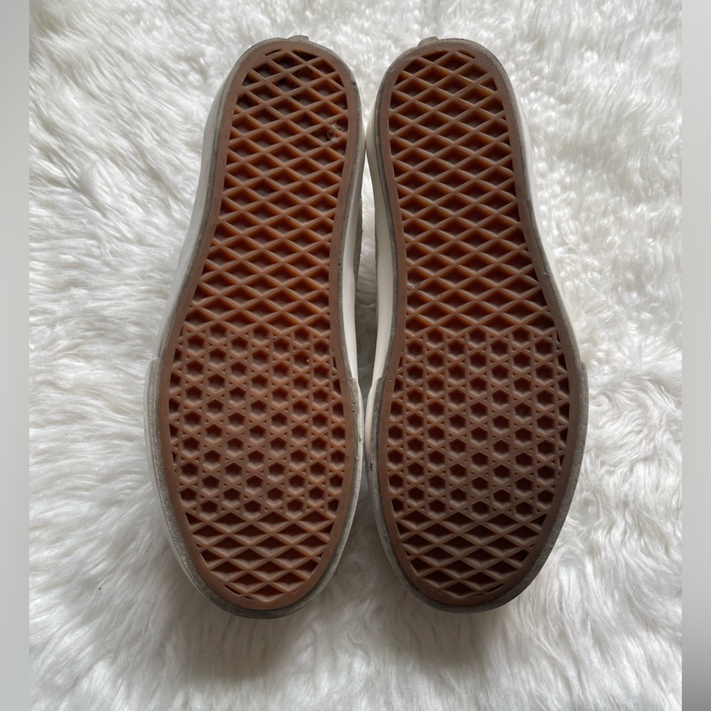 Vans - Picture 8 of 8